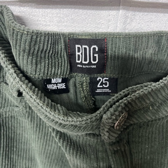 Urban Outfitters Dark Green Corduroy Jeans - Picture 4 of 4